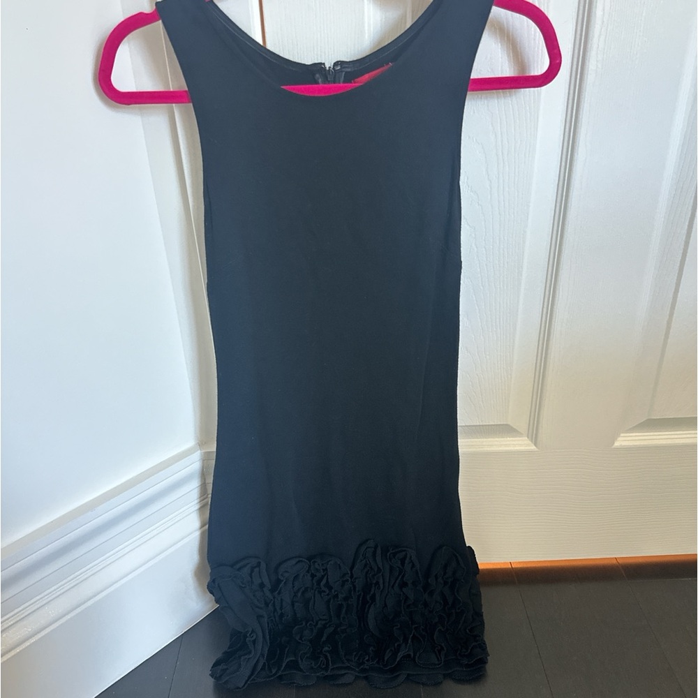 Vintage black dress super cute size small brand is carina
